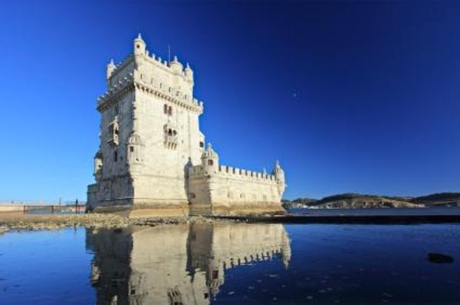 Lisbon Sunset Catamaran Cruise on the Tagus River - Key points to know before booking