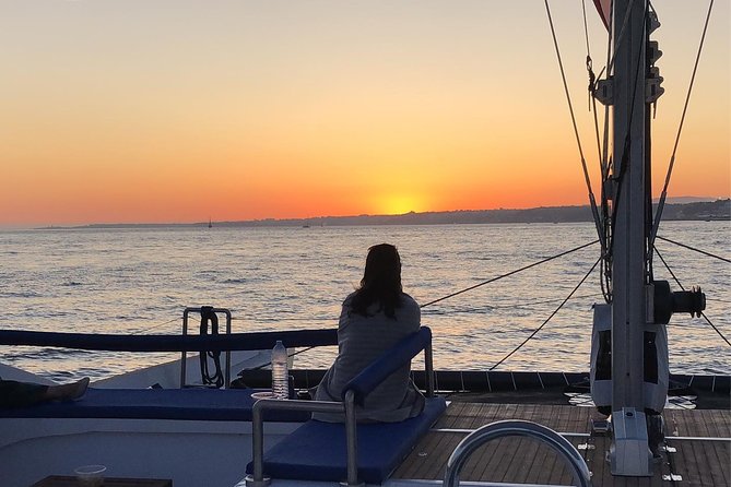 Lisbon Sunset Catamaran Cruise on the Tagus River - Why a sunset sail works so well in Lisbon