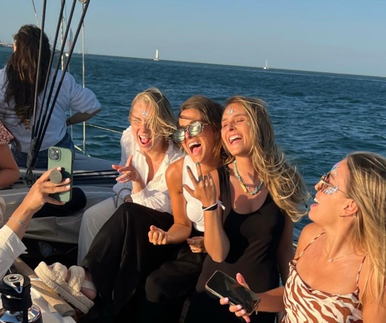 Lisbon: Tagus River Cruise, Morning, Day, Sunset, or Night - What the $25 Price Really Buys You