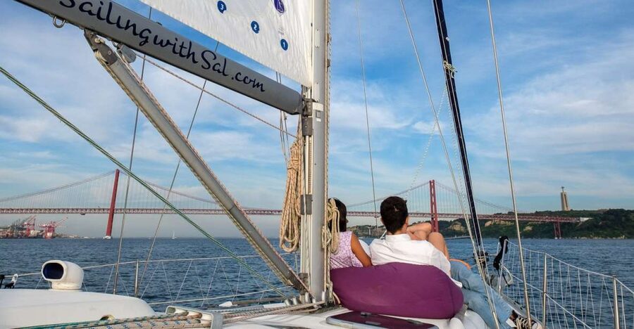 Lisbon: Tagus River Sunset Cruise with Drinks - Key points to know before you book