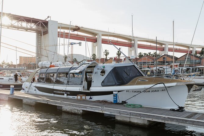 Lisbon – Vinho Verde Wine Premium Boat Experience - The Champalimaud Centre and a change of mood