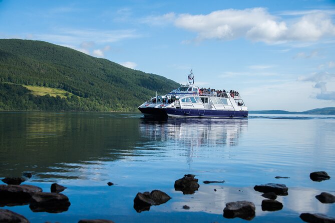 Loch Ness and Caledonian Canal 2-Hour Cruise from Dochgarroch - Starting at Dochgarroch Lock