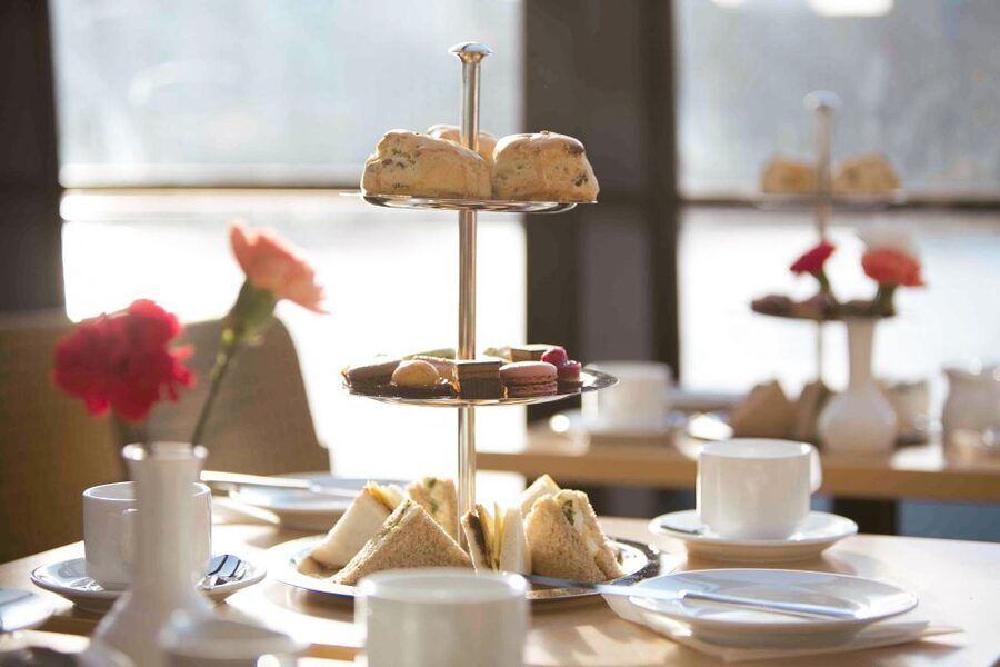 London: Afternoon Tea Cruise on the River Thames - What the seating and boat are really like