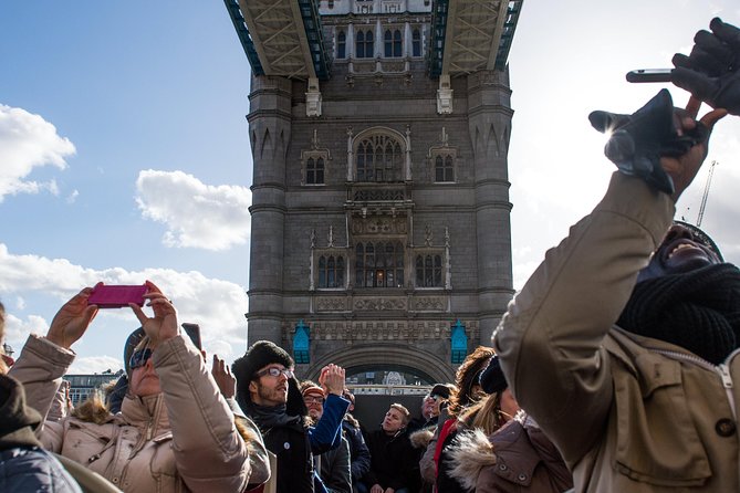 London Big Bus Hop-On Hop-Off Tour with Optional River Cruise - Tickets, activation, and small details that matter