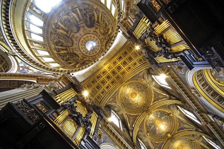 London: Crown Jewels Tour with River Cruise - The Crown Jewels and the famous diamonds