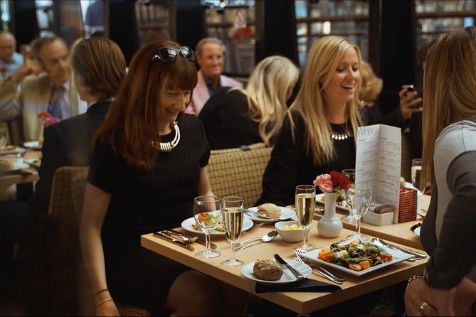 London Dinner Cruise on the Thames River - Practical details that can make or break the evening