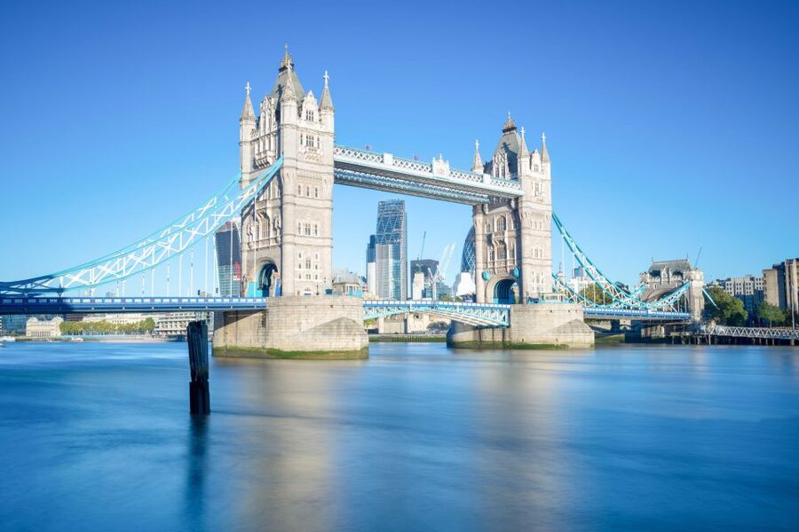 London: Full-Day Sightseeing Bus Tour with River Cruise - Key points at a glance