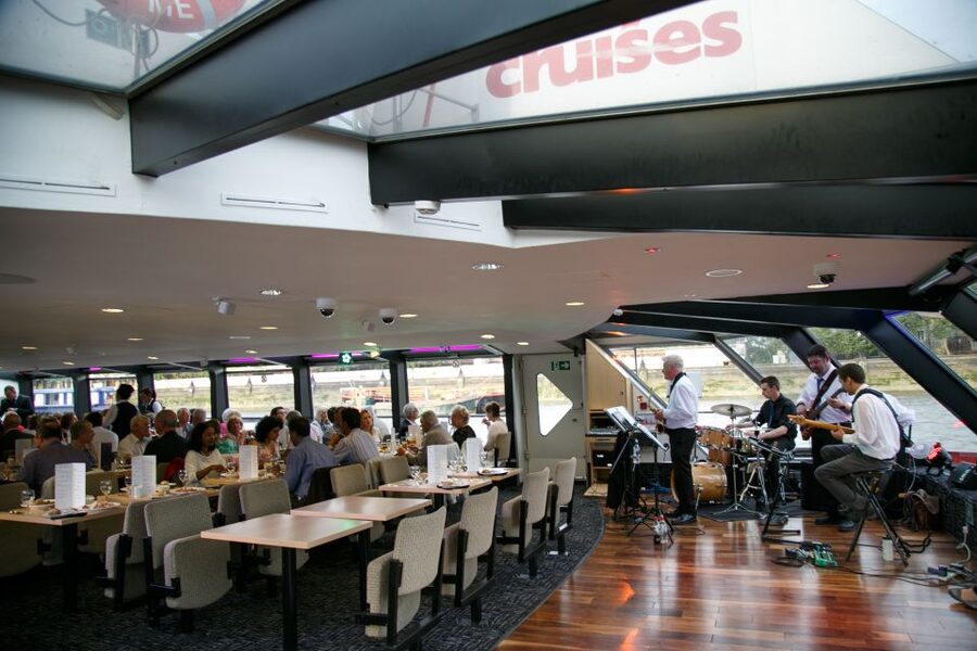 London: River Thames Dinner Cruise with Live Jazz - Seating, celebrations, and the social feel