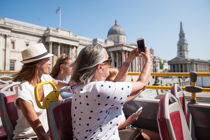 London Tootbus Hop-on Hop-off (Optional Thames Cruise) - Audio commentary: useful in places, weak in others