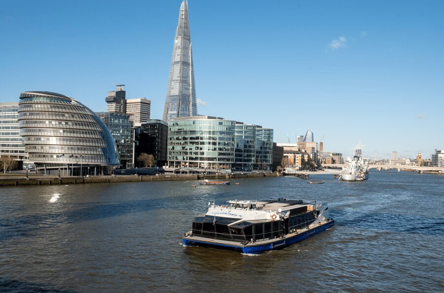 London: Warner Bros. Studio Tour and River Thames Cruise - How to reach Leavesden from central London