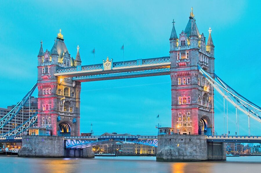 London: Westminster to Tower Bridge River Thames Cruise - Choosing one way or returning to Westminster