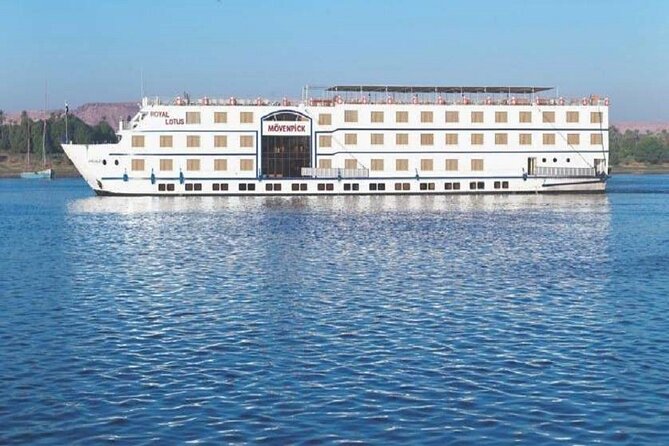 Luxury Cairo Nile Dinner Cruise and Show - Nile Maxim Cruise - Boarding the Nile Maxim after a 7 p.m. pickup