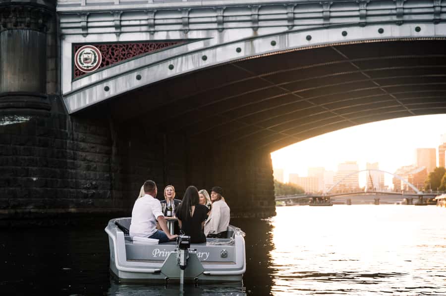 Melbourne: Electric Picnic Boat Rental on the Yarra River - The electric boat and its environmental angle