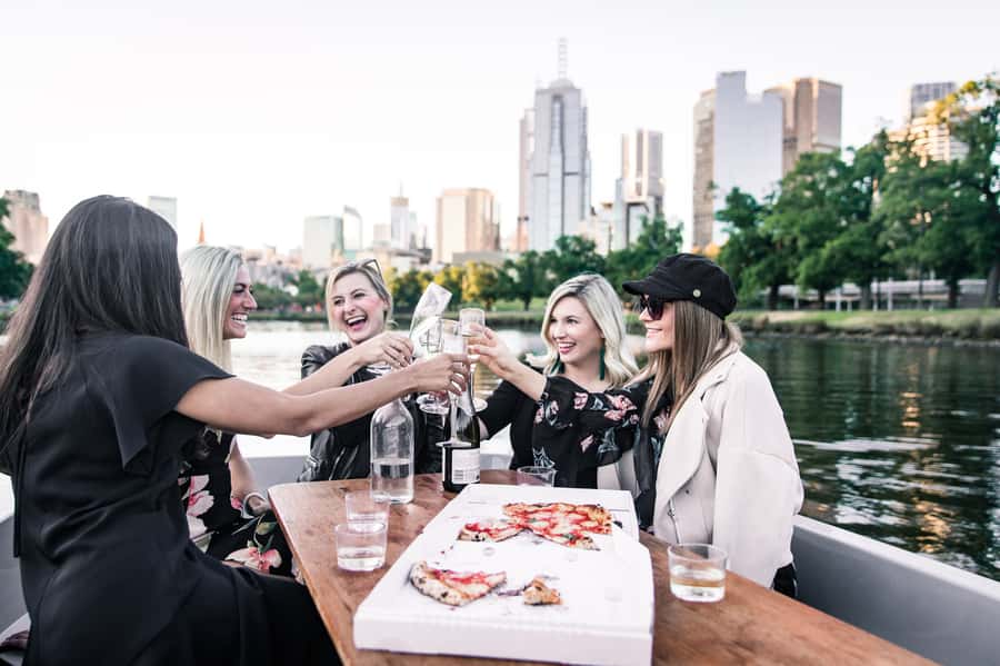 Melbourne: Electric Picnic Boat Rental on the Yarra River - Getting comfortable at the controls