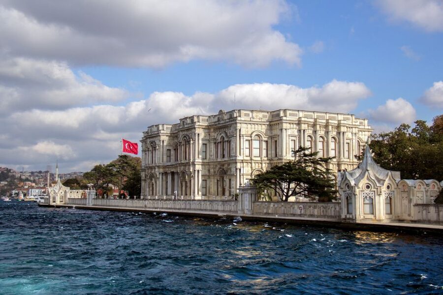 Morning Bosphorus Cruise and Spice Bazaar - Why the Bosphorus is the real star