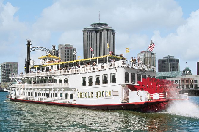 Paddlewheeler Creole Queen Historic Mississippi River Cruise - Why this New Orleans cruise is worth your time