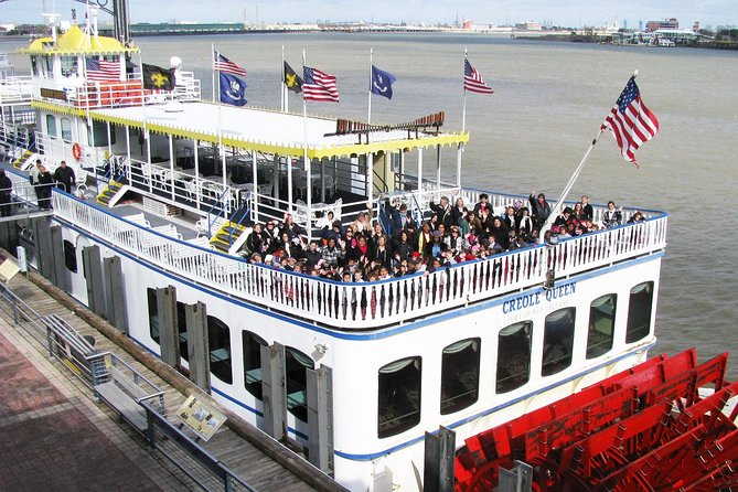 Paddlewheeler Creole Queen Historic Mississippi River Cruise - Group size, comfort, and accessibility