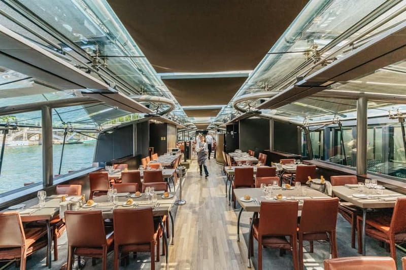 Paris: 2-Hour River Seine Lunch Cruise with 3-course-menu - Île de la Cité and Notre Dame