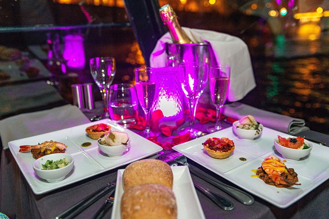 Paris 3-Courses Gourmet Dinner Seine River Cruise with Champagne - The eastbound sights: Conciergerie, Notre-Dame, and Pont Neuf