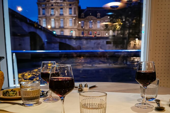Paris Capitaine Fracasse 3 Course Seine River Dinner Cruise - Service can make or break the evening