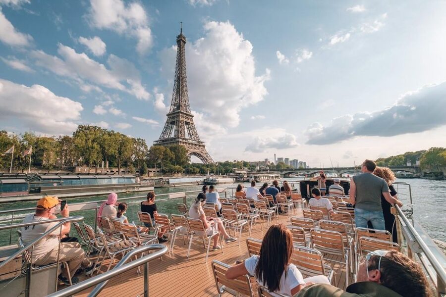 Paris: Catacombs Entry & Seine River Cruise with Audio Guide - From the underground to the Seine