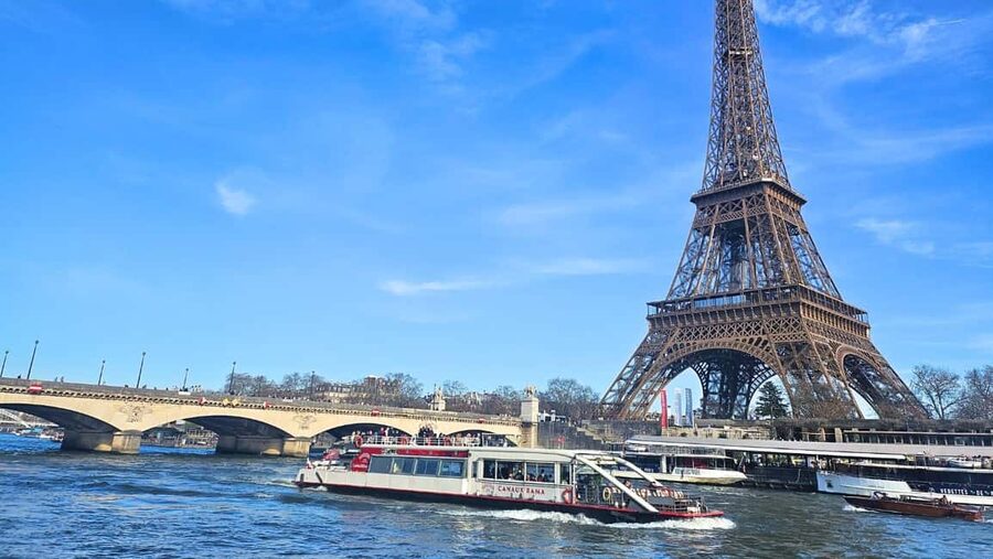 Paris: Cruise from The Canal Saint Martin to The Seine River - Locks, footbridges, and the old canal system