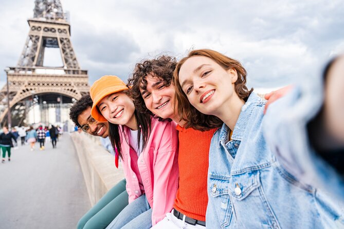 Paris Deluxe Tour from Le Havre with Notre-Dame and River Cruise - The one-hour Seine River Cruise