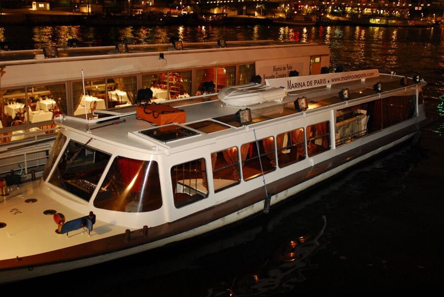 Paris: Dinner Cruise on the Seine and Eiffel Tower 2nd floor - A Seine dinner with the Eiffel Tower afterward