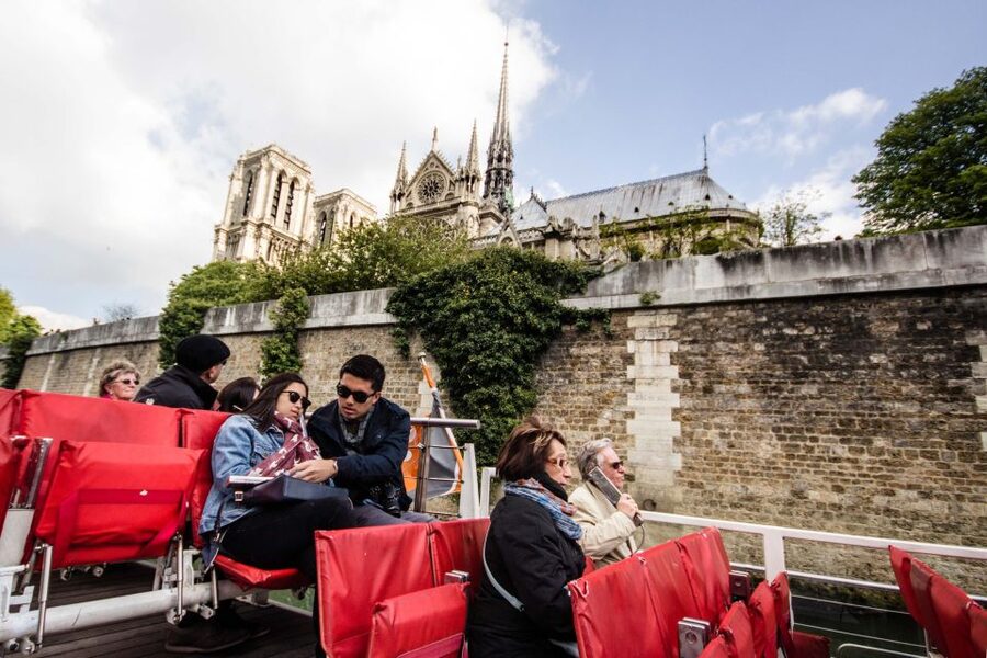 Paris: Eiffel Tower Hosted Tour, Seine Cruise and City Tour - A Seine cruise past Paris icons