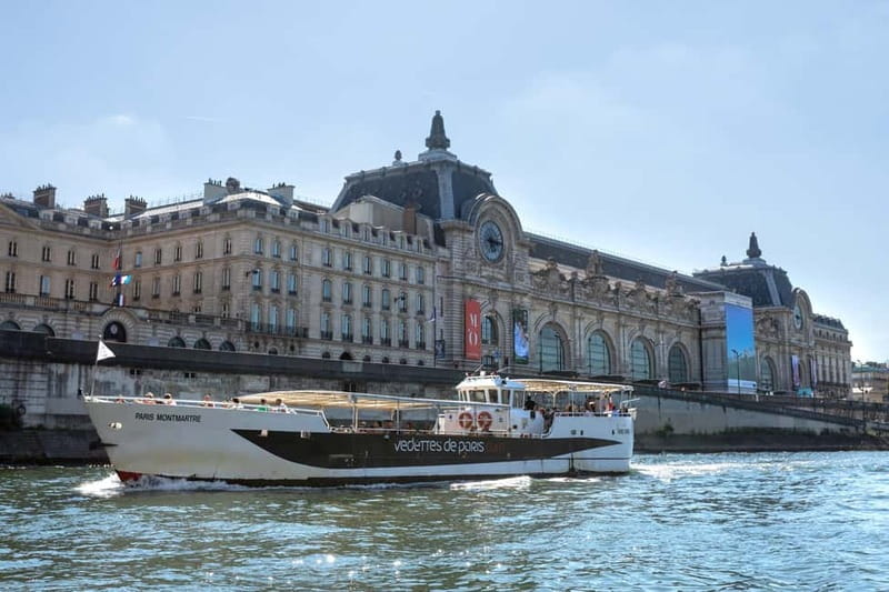 Paris: Fast-Access Seine River Cruise from Eiffel Tower - A quiet electric boat with two ways to listen