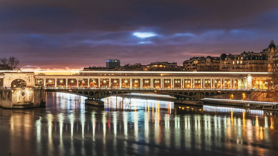 Paris: Illuminated Evening River Cruise & Waffle Tasting - Practical tips for a smoother evening
