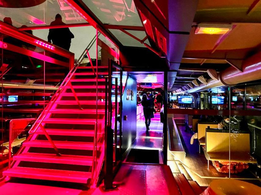 Paris: Illuminated Evening River Cruise & Waffle Tasting - Audio commentary and the music option