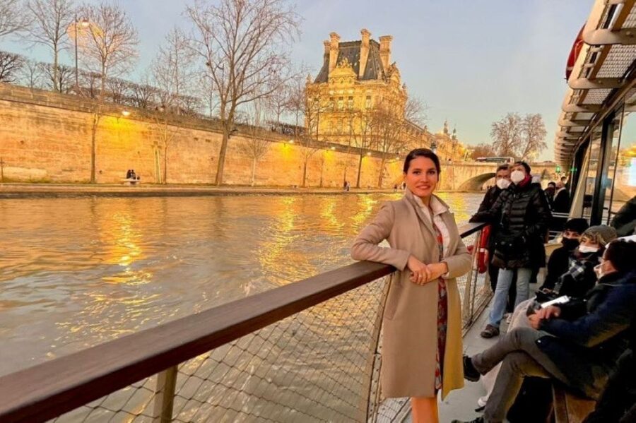 Paris: Opera Garnier and Seine River Cruise Tickets - Practical ways to get more from the day