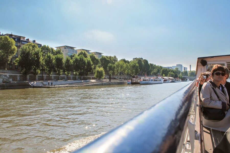 Paris: Seine River and Canal Saint-Martin Cruise - Canal Saint-Martin and its nine working locks