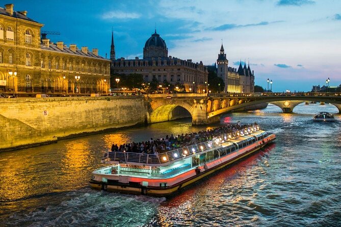 Paris Theo Boat Seine River Italian Trattoria Style Dinner Cruise - A Paris Dinner That Starts With the Eiffel Tower