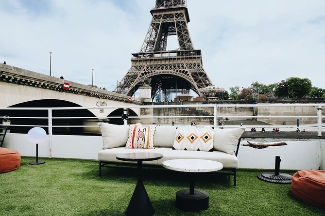 Paris Theo Boat Seine River Italian Trattoria Style Dinner Cruise - Service, Timing, and the Value of the Evening