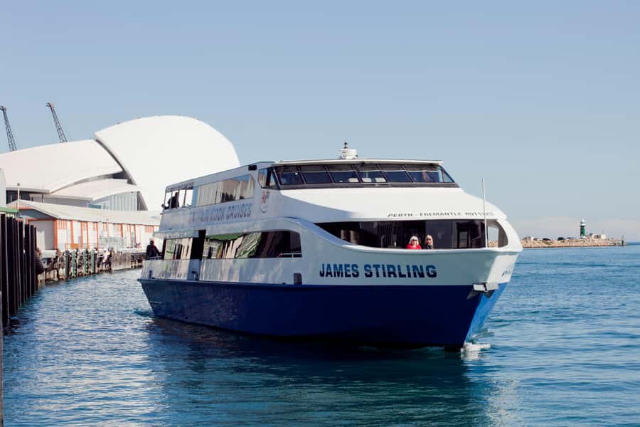 Perth: Swan River Lunch Cruise - Boarding, parking, and practical details
