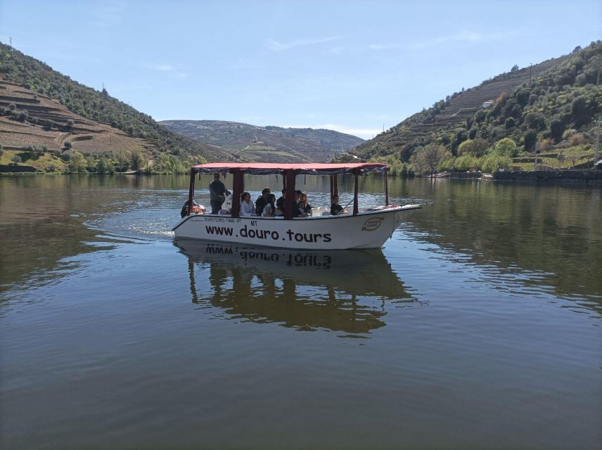 Pinhão: Douro River 50-min Boat Trip with Port Wine - Is $17 a fair price?
