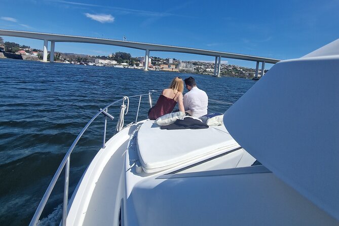 Port : 6 Bridges Cruise , Douro River with Sunset Option - Why a small Douro boat changes the experience