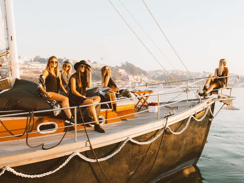 Porto: Douro Classic Boat Tour - A private sailboat rather than a standard river cruise