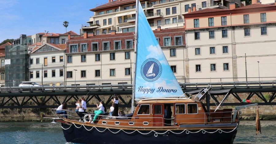 Porto: Douro Classic Boat Tour - Practical details for a smooth outing