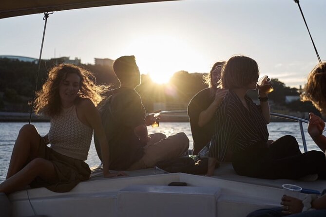Porto: Douro River Boat Cruise with Port Wine and Snacks - Ribeira, Gaia, and the Port wine connection
