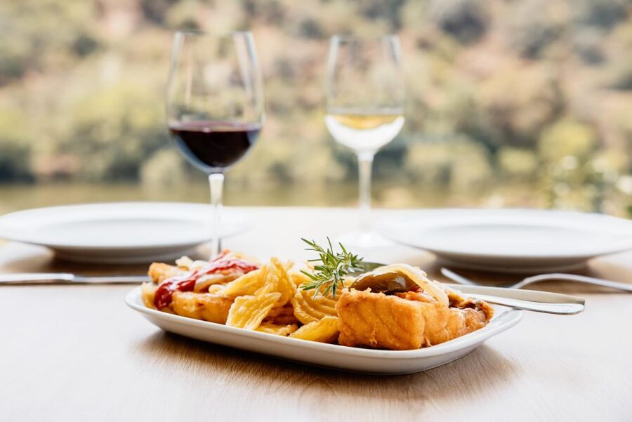 Porto: Douro Valley Full-Day Boat, Train, and Lunch Tour - Practical details before you book