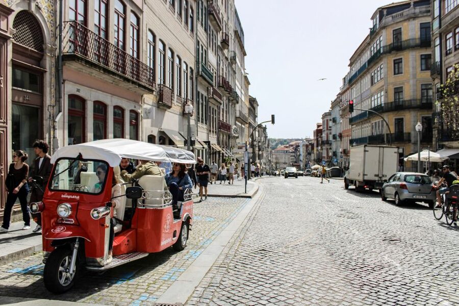 Porto: Guided Tour by Tuk-Tuk & Optional Douro River Cruise - Key points to know before booking