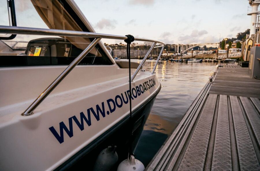 Porto: Private Boat Tour in Douro River - Why a private boat changes the Douro experience