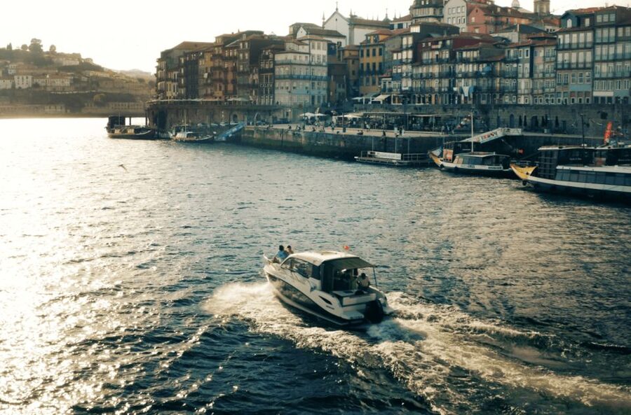 Porto: Private Boat Tour in Douro River - The bridges that define Porto and Gaia