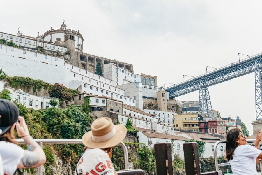 Porto: River Douro 6 Bridges Cruise - Choosing Porto or Gaia for departure
