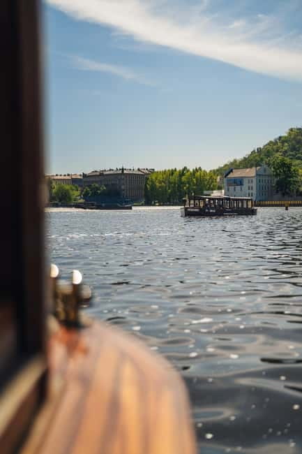 Prague: Canal Cruise Around Charles Bridge - Drinks, snacks, and seasonal comfort
