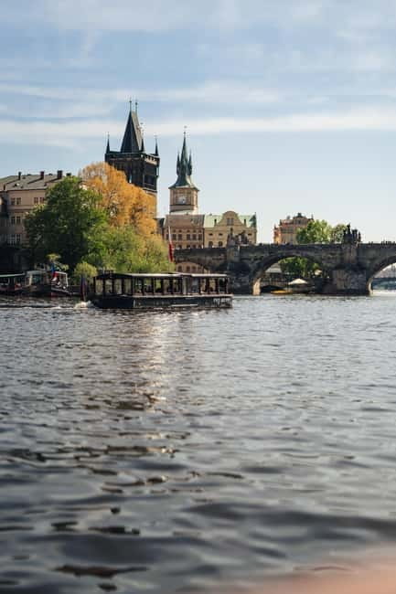 Prague: Canal Cruise Around Charles Bridge - Is $26 a good value?