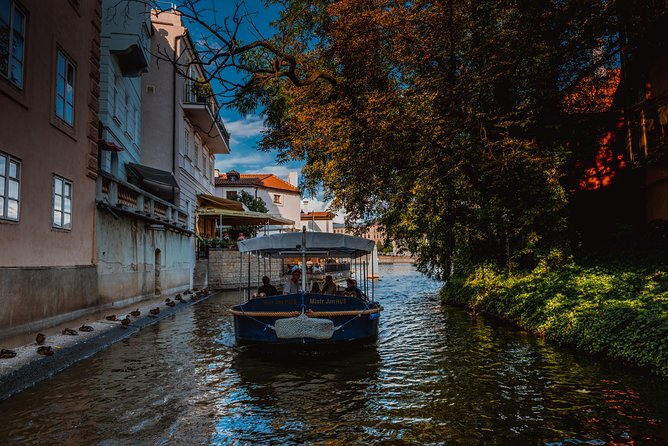Prague Devil's Channel Cruise on Vltava River with Commentary - Who should book this cruise?